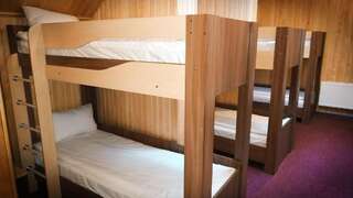 Курортные отели Olympic Village Подгорцы Спальное место на двухъярусной кровати в общем номере для мужчин-3